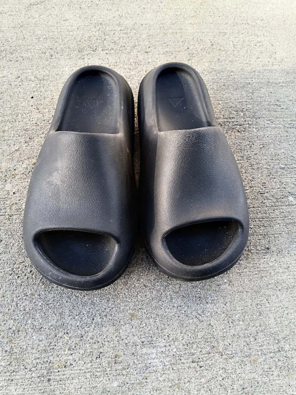 Adidas Yeezy Slide Onyx Black Slide Sandals Size 11